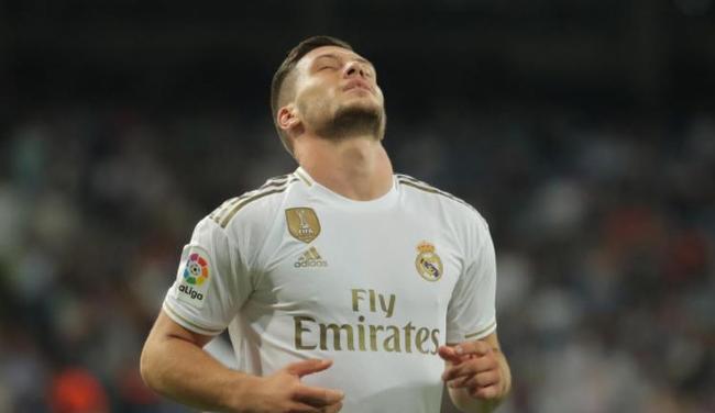 离住处的消 离住处的消