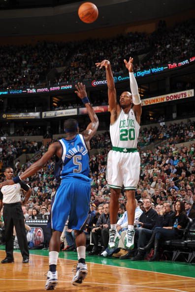 体育斯诺克土耳其赛：丁俊晖 颜丙涛携手晋级16强