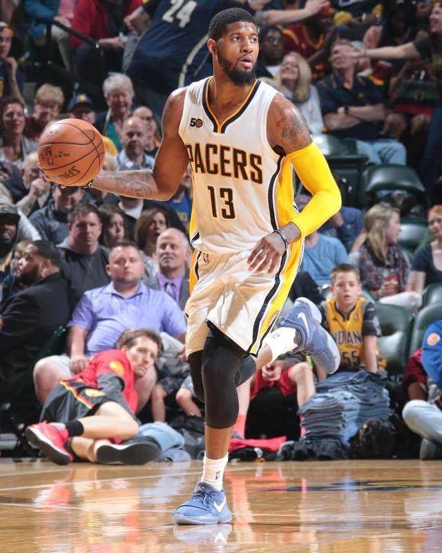 别进行角逐 别进行角逐