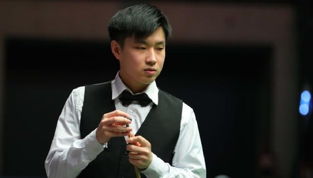 球队战术需 球队战术需